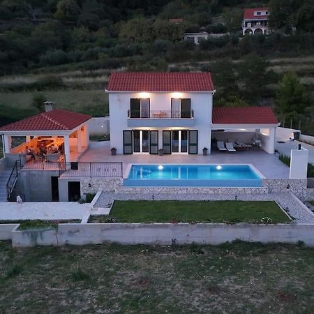 Вилла Secluded House - Guaranteed Privacy - Heated Pool Klis Экстерьер фото