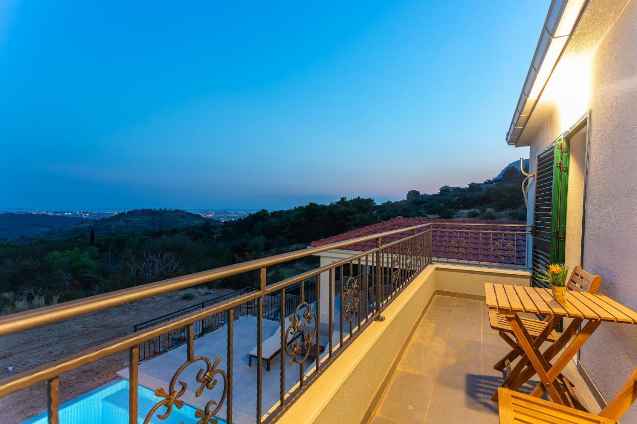 Вилла Secluded House - Guaranteed Privacy - Heated Pool Klis Экстерьер фото