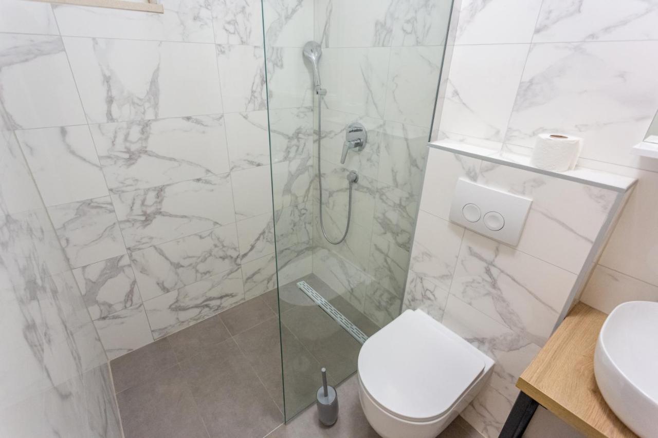 Вилла Secluded House - Guaranteed Privacy - Heated Pool Klis Экстерьер фото
