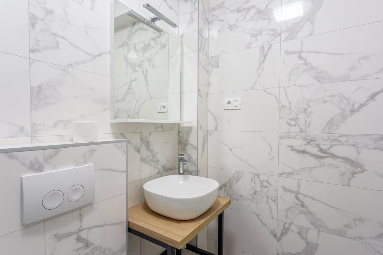 Вилла Secluded House - Guaranteed Privacy - Heated Pool Klis Экстерьер фото
